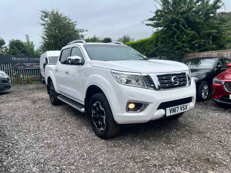 NISSAN NAVARA